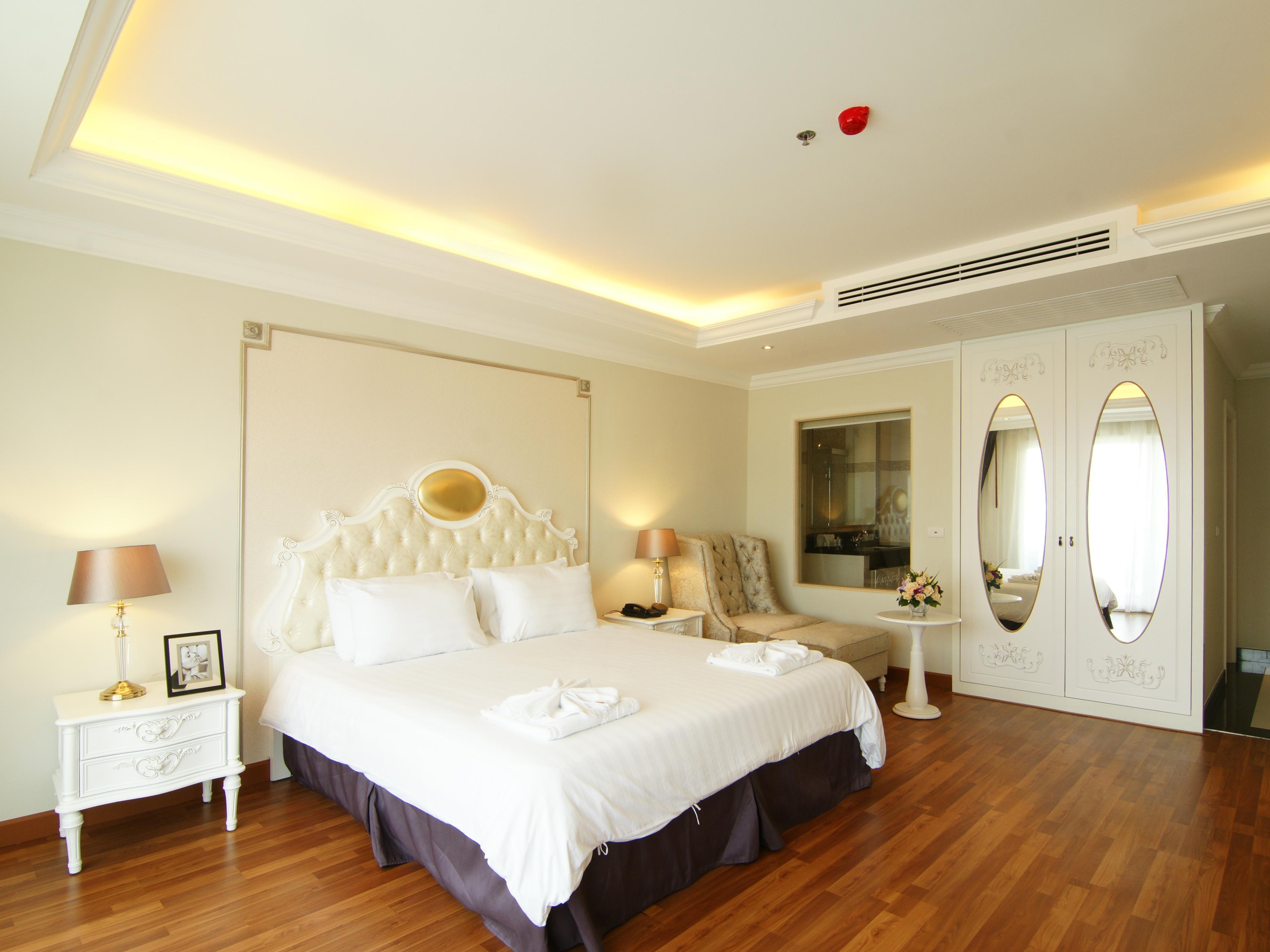 Lk Miracle Suite - Sha Extra Plus Pattaya Exteriör bild