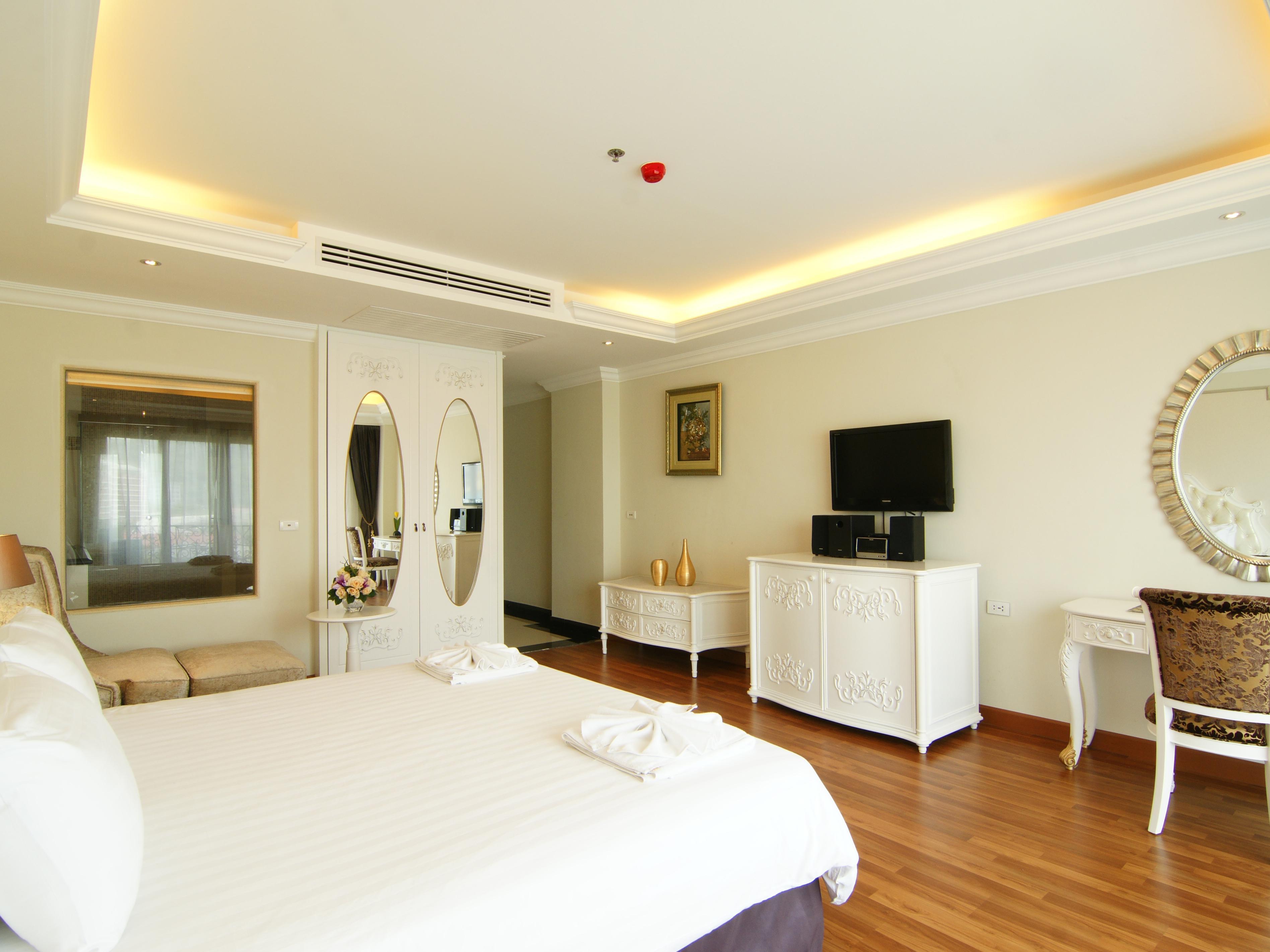 Lk Miracle Suite - Sha Extra Plus Pattaya Exteriör bild