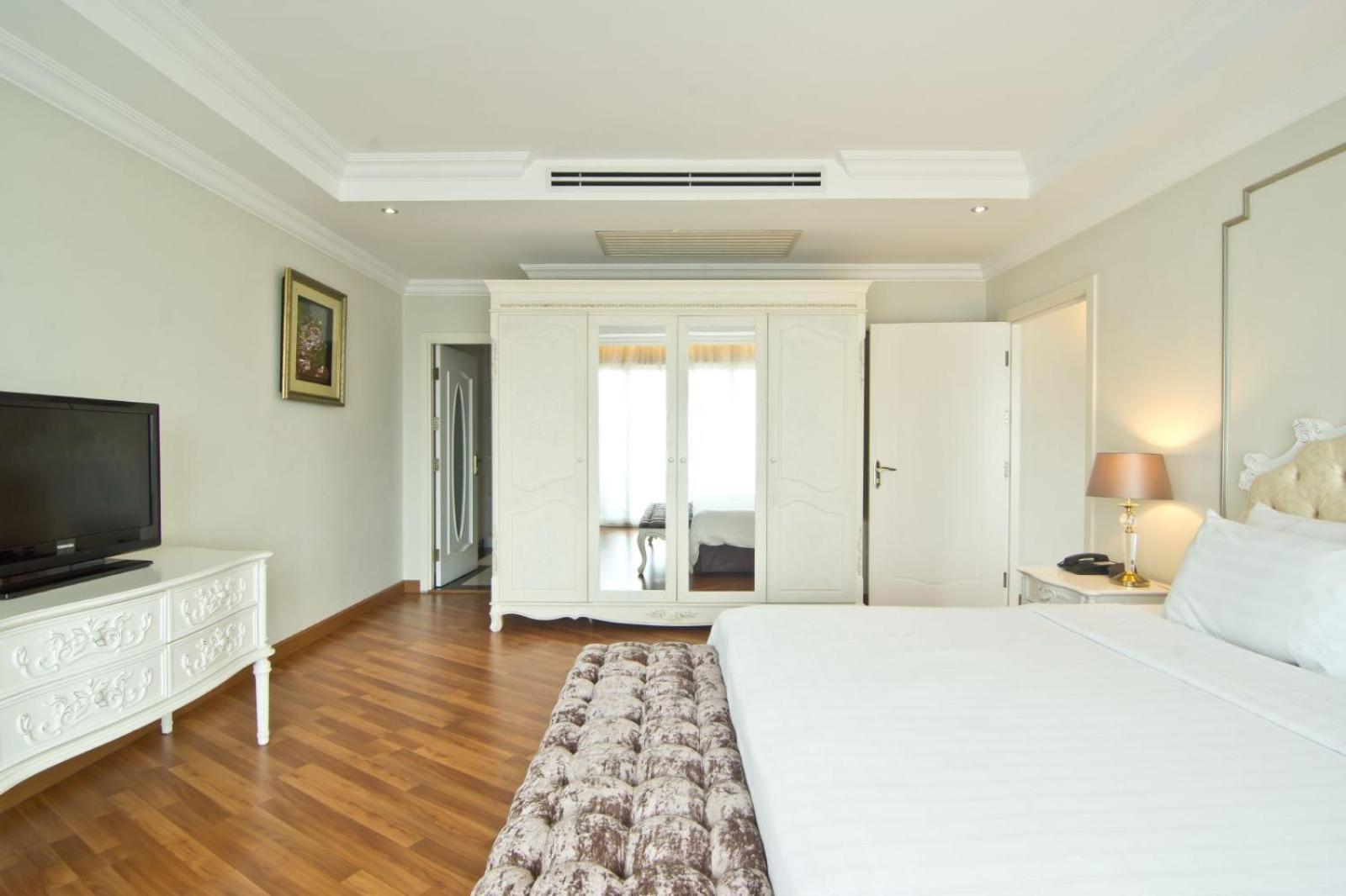 Lk Miracle Suite - Sha Extra Plus Pattaya Exteriör bild